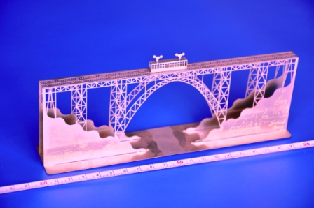 Brückenkonstruktion geätzt